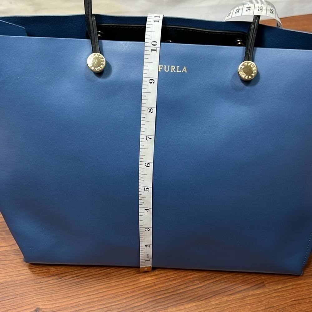 Furla Eden Tote Blue Leather with Interior Clutch Chameleon Print - Picture 7 of 16